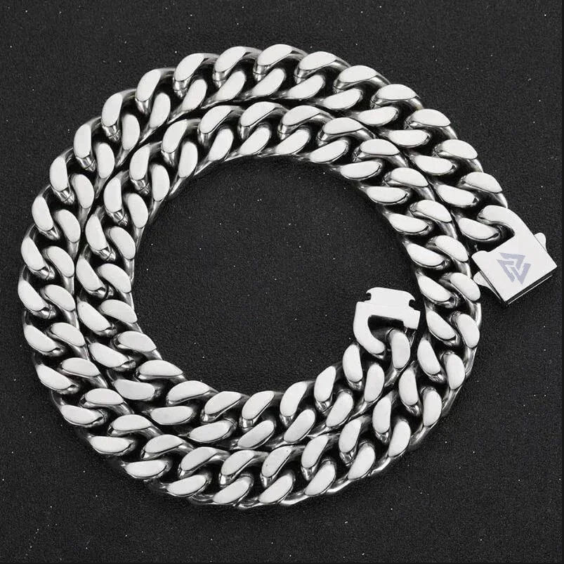 Cuban Link Bracelet With Buckle